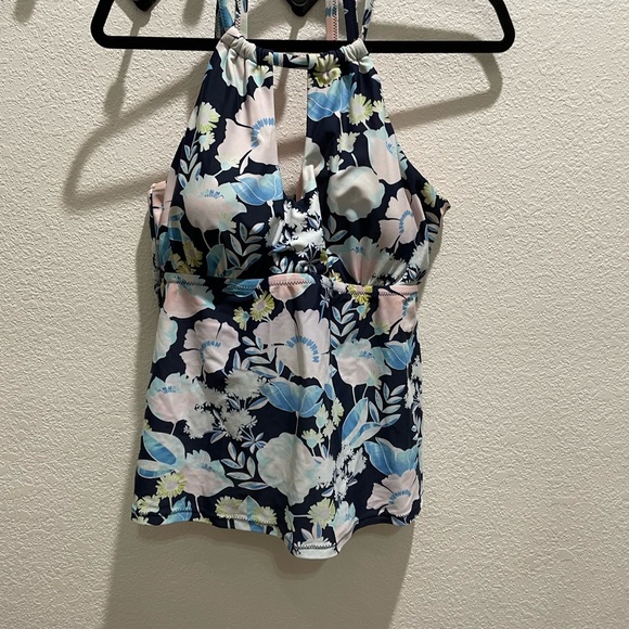 Raisins Other - Raisins Navy Floral Tankini Swim Top